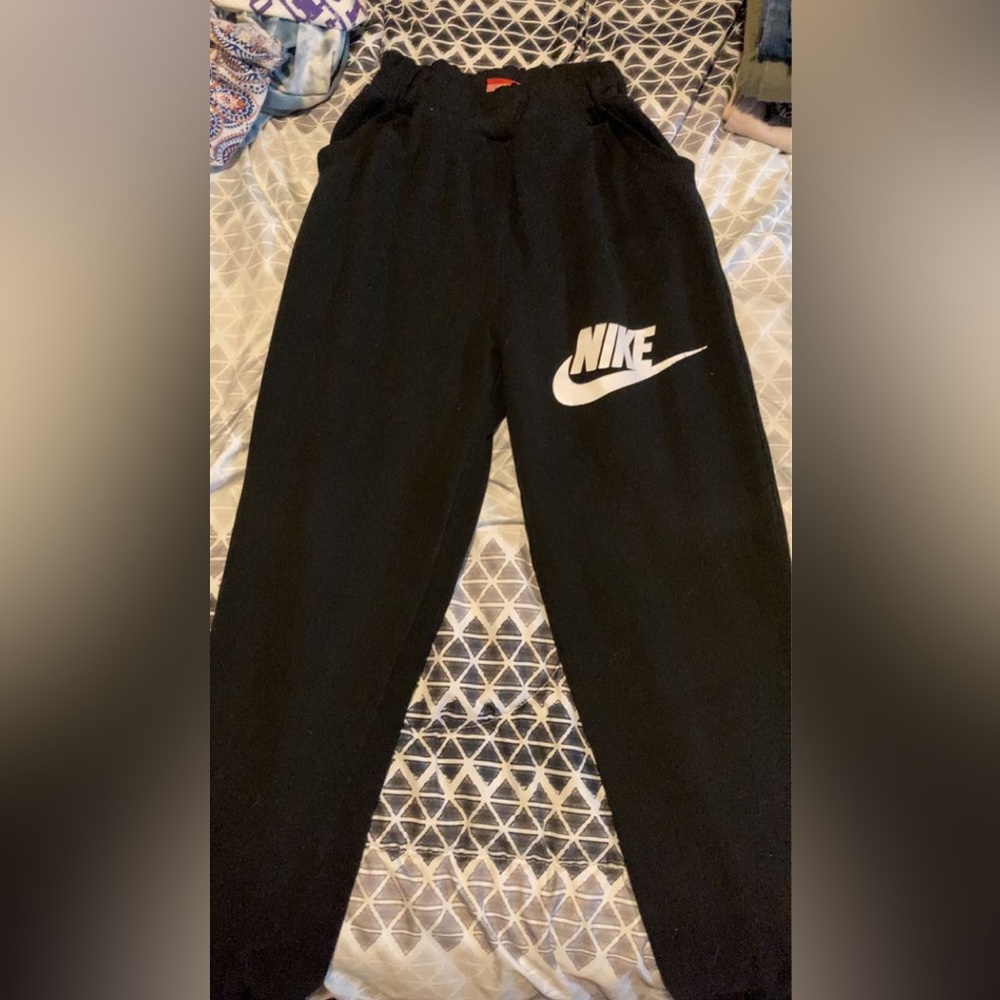 Nike joggers
